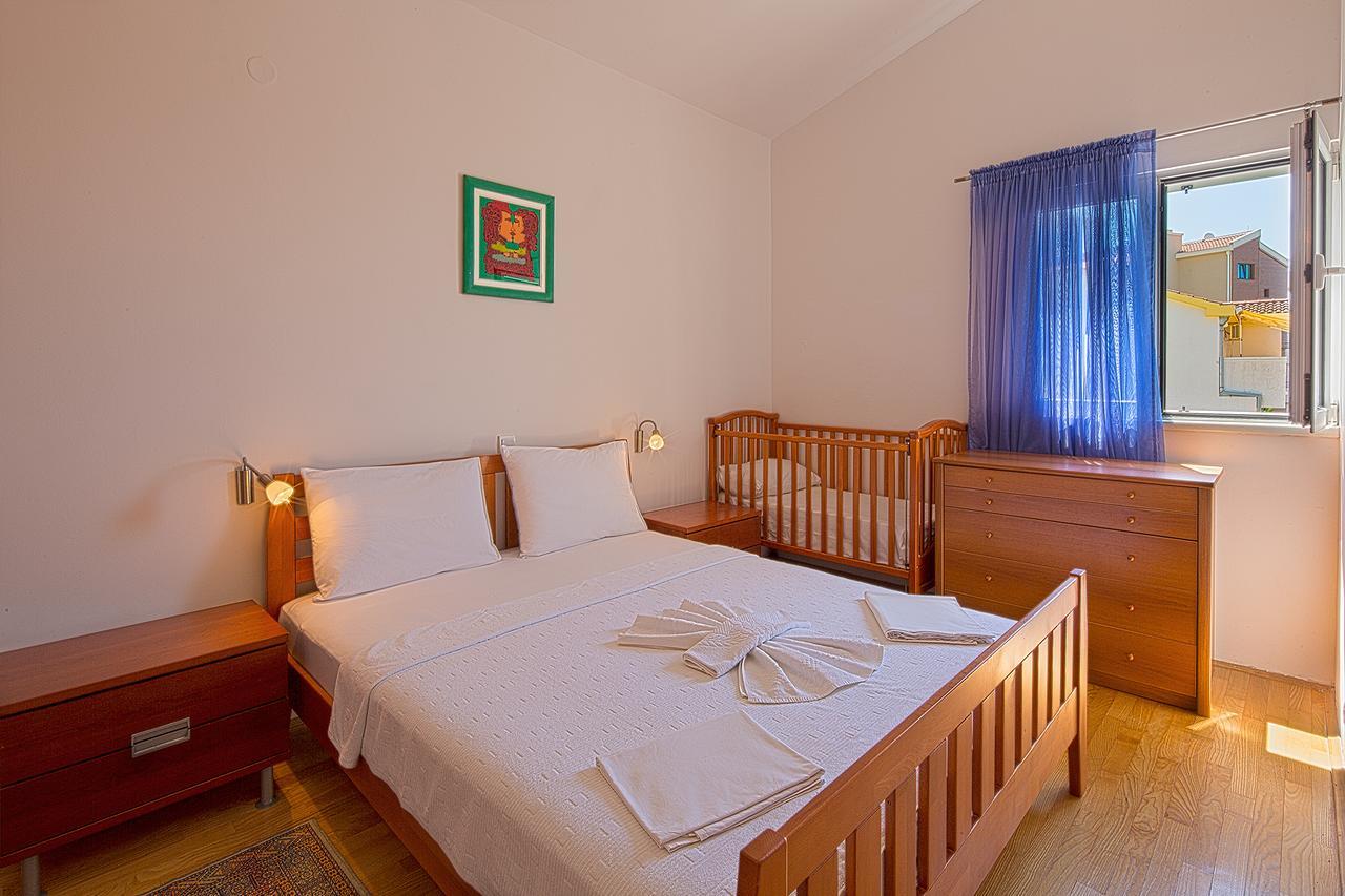 Apartment Ivanovic Family Bečići Buitenkant foto